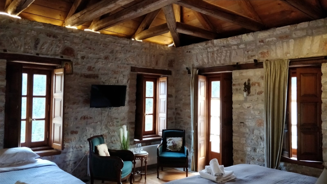 demo-attachment-385-man-pan-KTSYy-3XVSo-unsplash